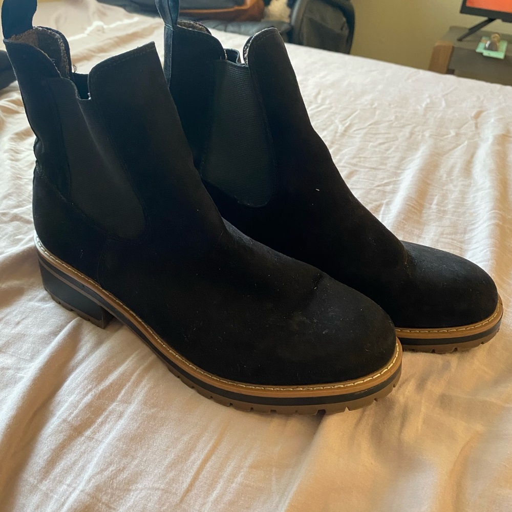 Kensie Black Chelsea Boots with Block Heel
